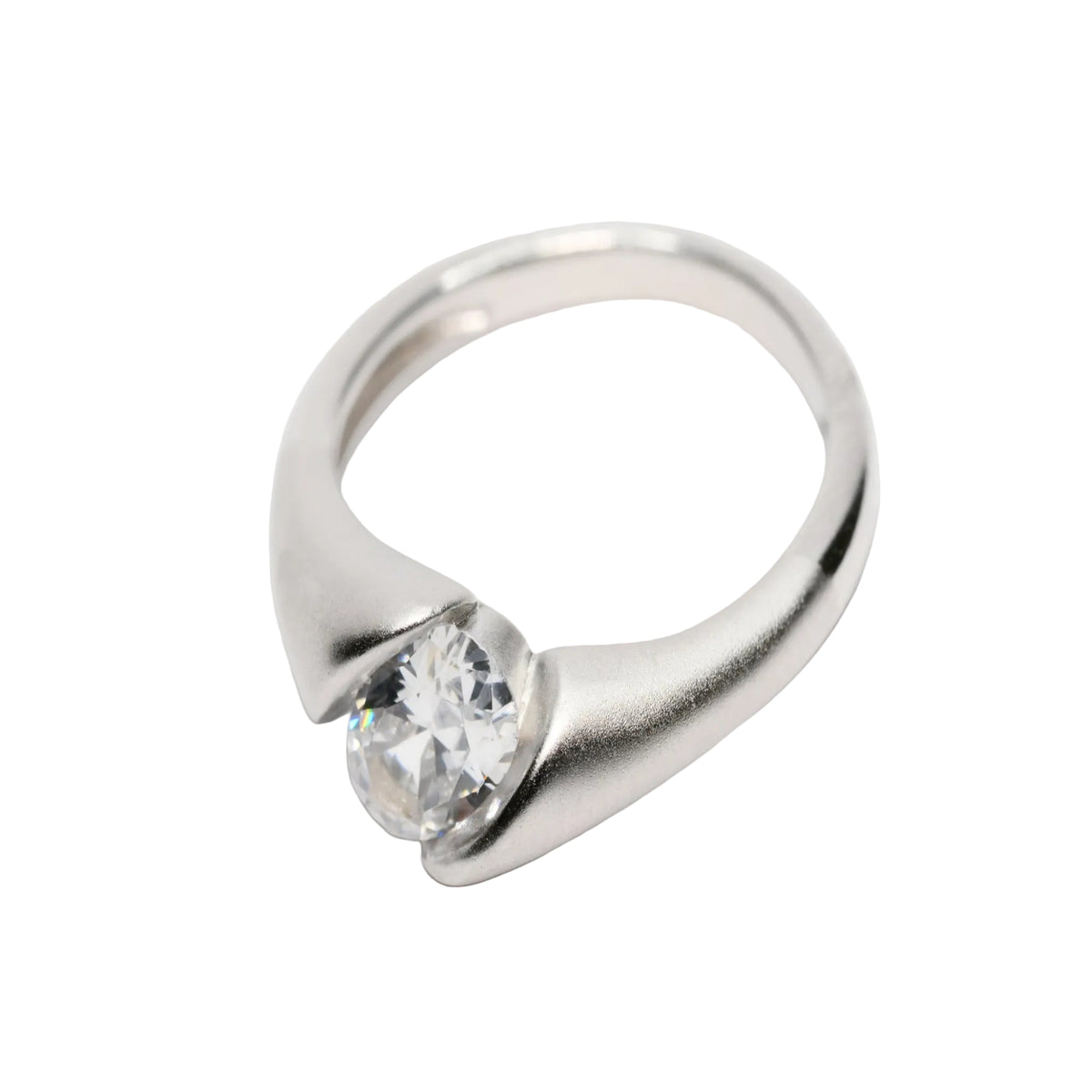 Modern Oval Bypass Solitaire Ring