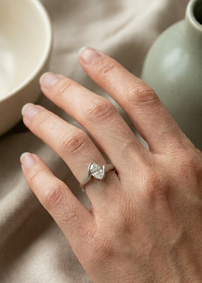 Modern Oval Bypass Solitaire Ring