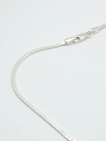 Sleek Box Chain