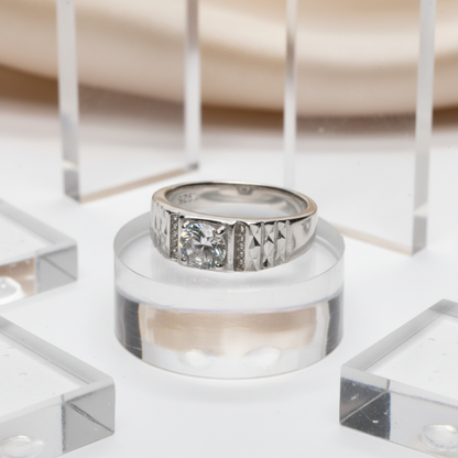 The Stellar Solitaire Ring